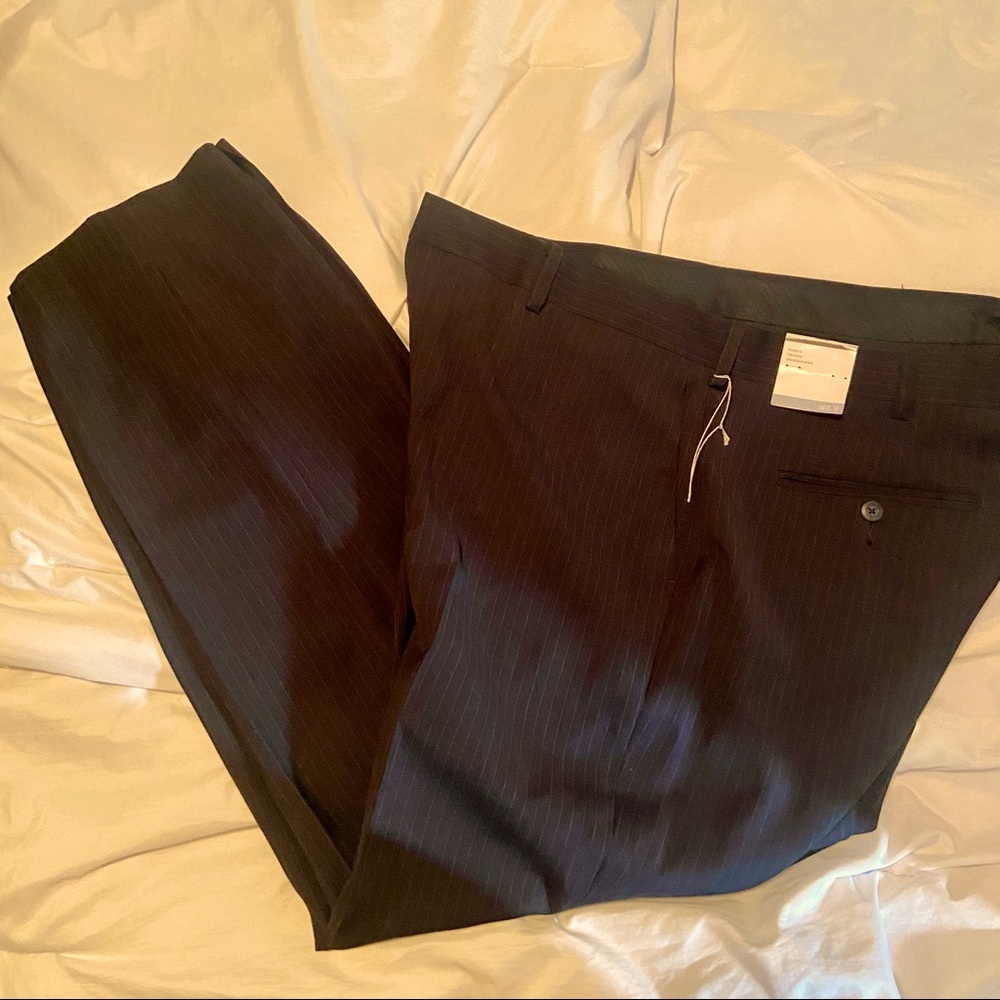 NWT “40 X 30” APT 9 BLACK & SILVER PINSTRIPE PANTS